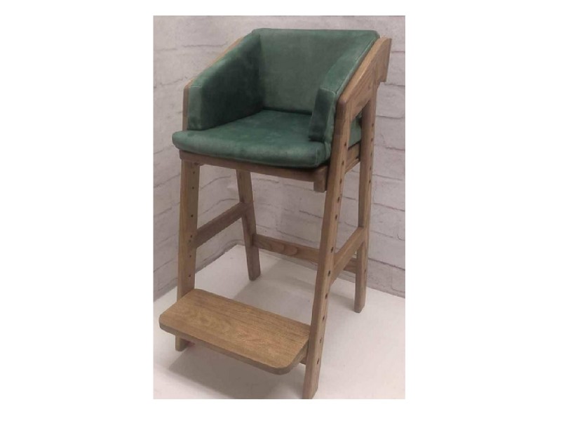 Growing ash chair (with a soft insert)